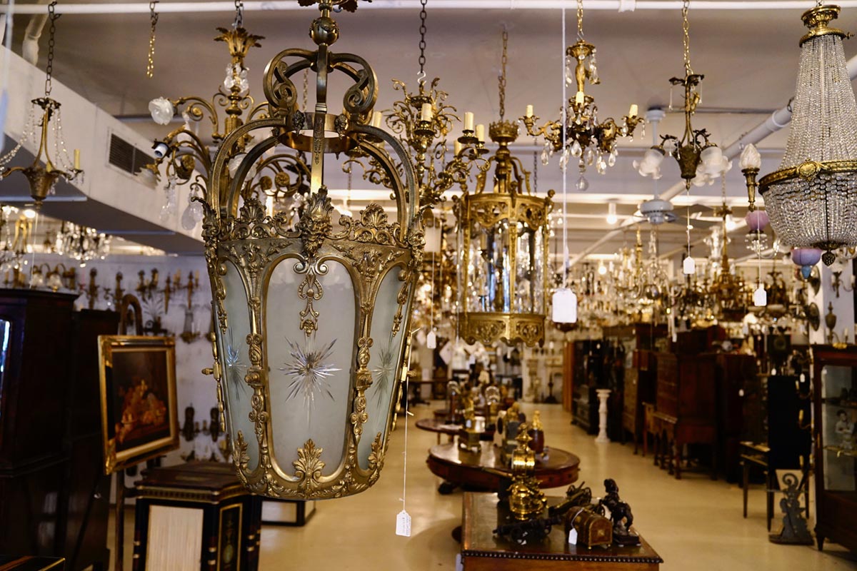 Home Page - Antiques Resources, Chicago