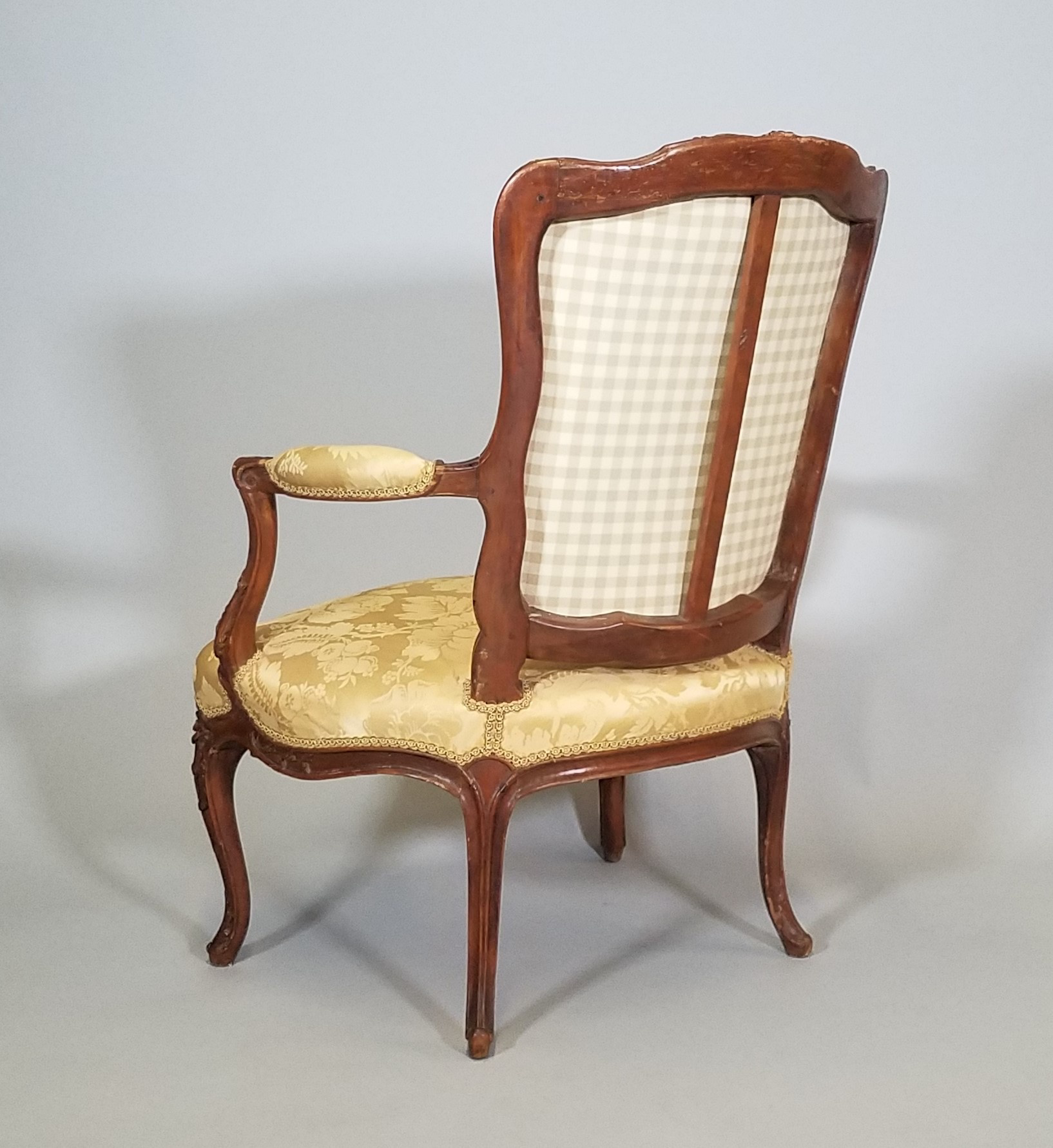 Walnut Louis XV Parlor Chair 1:12 scale