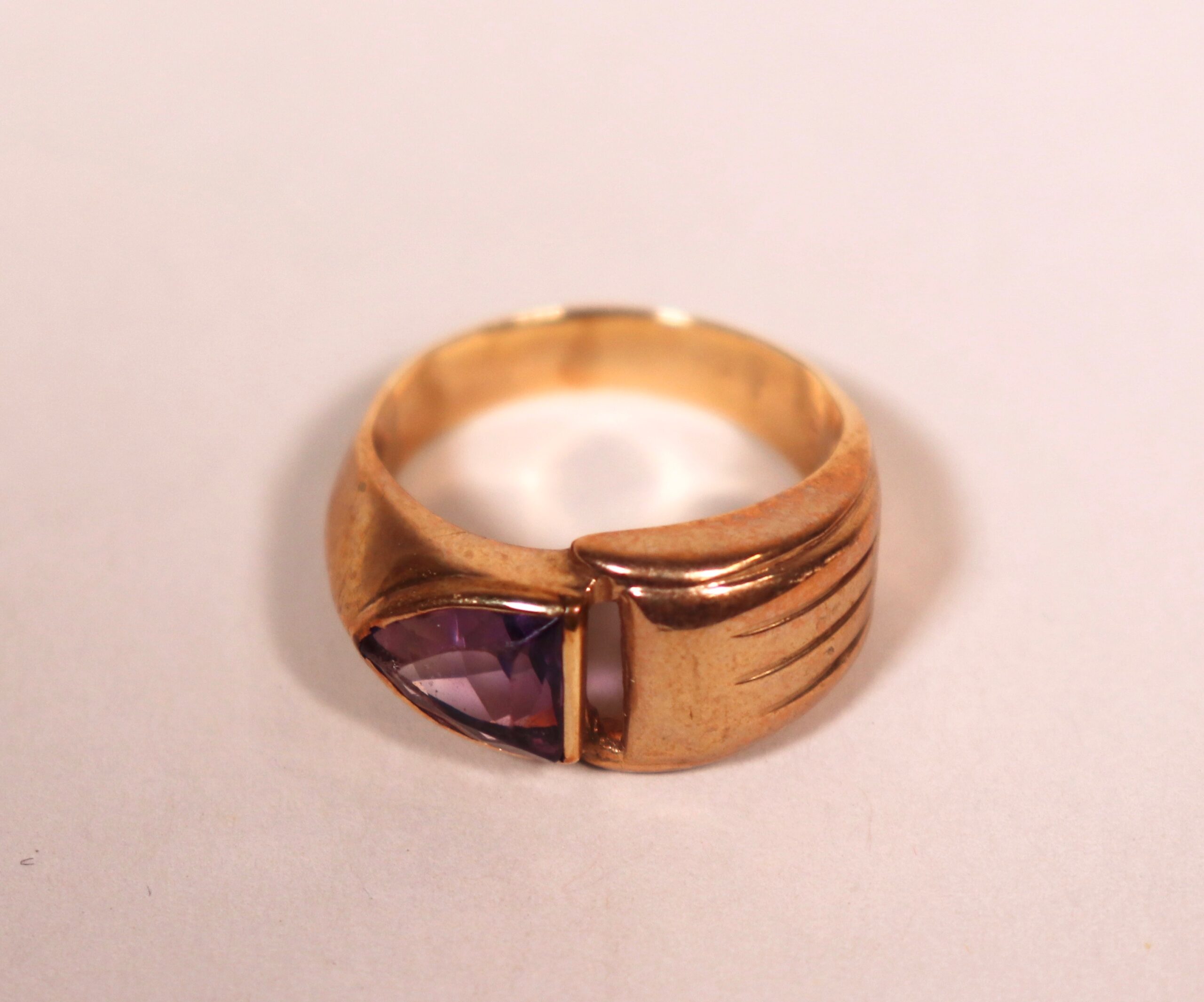 Vintage Amethyst 14K Gold Ring - Antiques Resources, Chicago