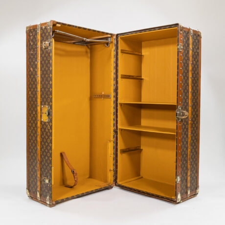 Early 20th Century Louis Vuitton Luggage Set with Provenance from Charlotte Whitney Allen - Image 18
