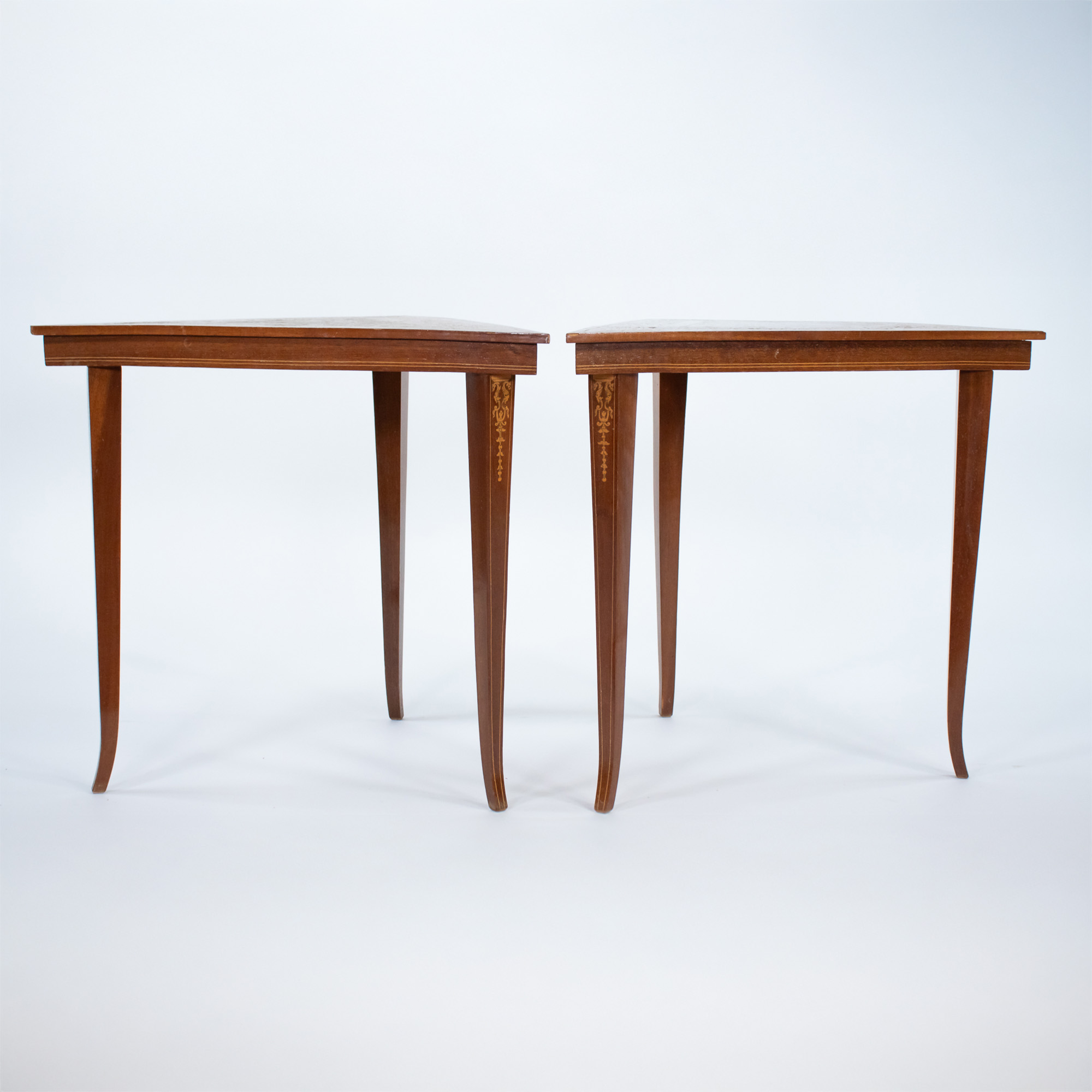 Pair of Vintage Italian Sorrento Style Marquetry Triangular Side Tables, c. 1970 - Image 19